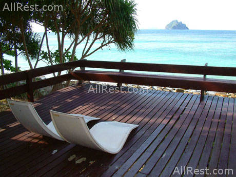 Phi Phi Natural Resort 9